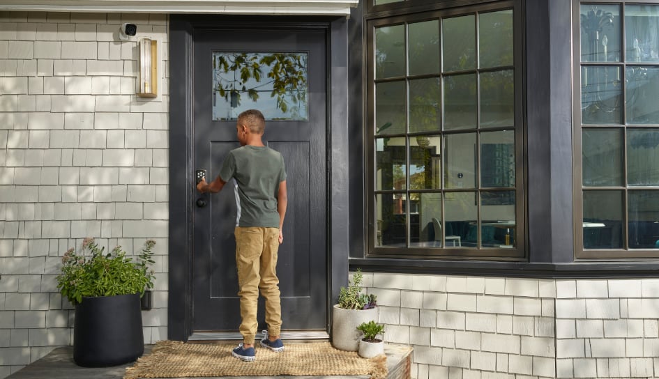 Vivint Smart Lock on home in St. Louis